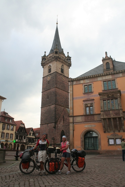 Back to where we began--arrival at Obernai's main square.