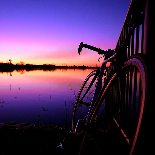 Catch a sunrise, photo by Knsyan_75 courtesy Flickr