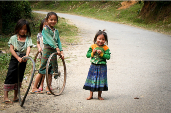 Sawaidee–why everybody loves Laos: a photo essay Laos is the current darling of Southeast Asia and it’s not hard to figure out why. Sure the scenery is stunning, thick tropical jungle and fast-flowing rivers, and there’s certainly plenty of culture in this temple-dotted land, but what really makes the country stand out...