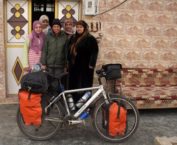 bicycle traveler in Syria